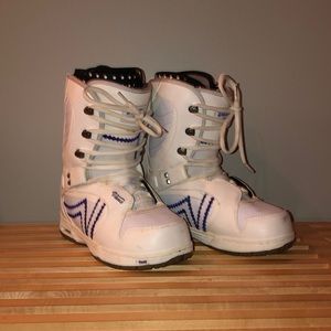 White Vans Snowboarding Boots